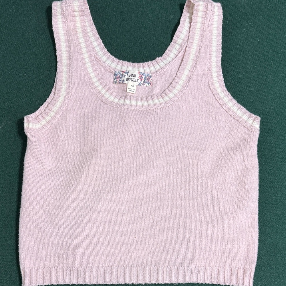 Sweater Vest